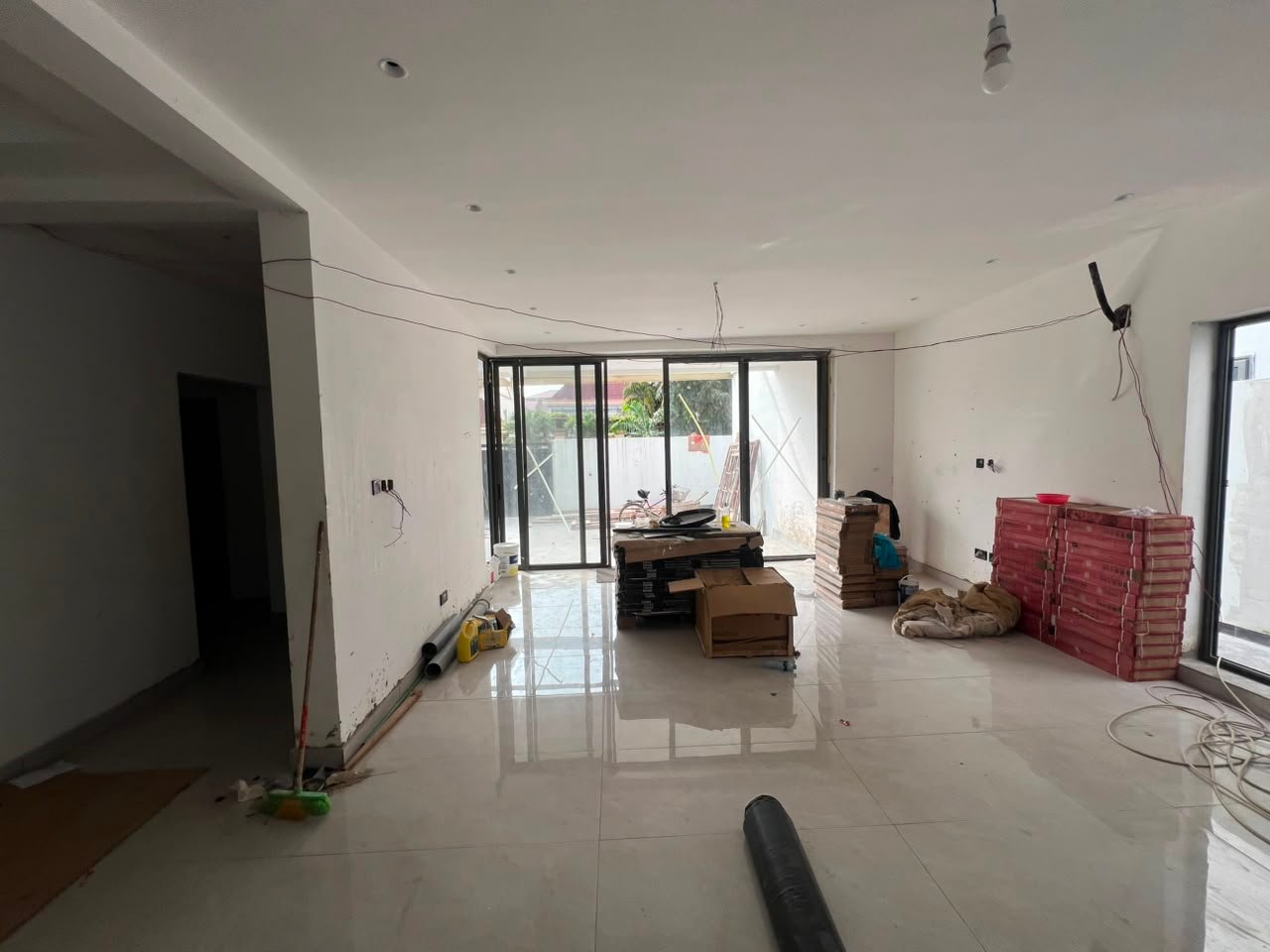 Executive newly built 4-bedroom house for rent at Tseaddo