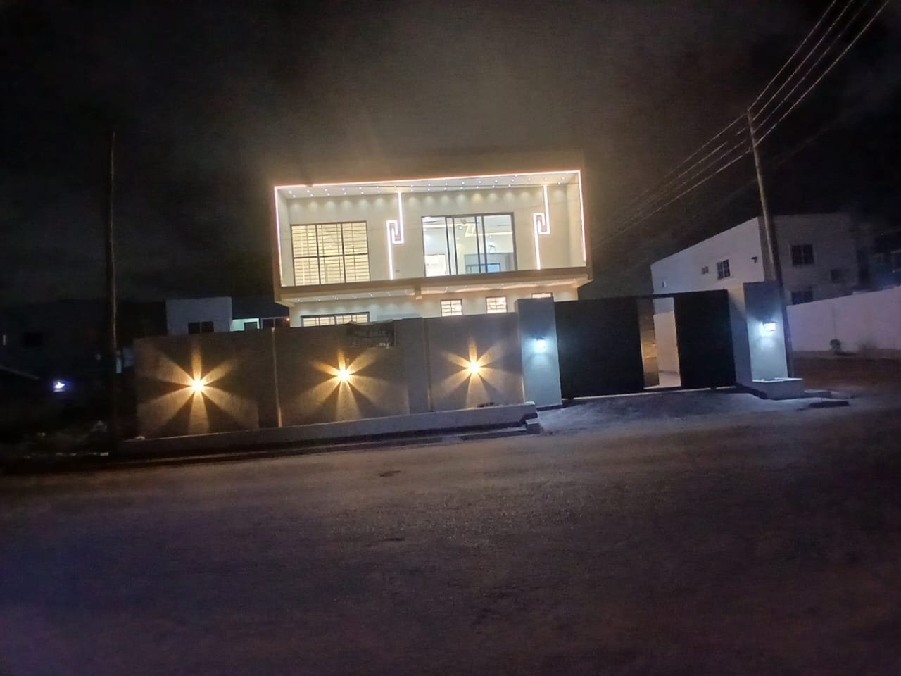 2 bedroom executive townhouse duplex for rent at Tseaddo
