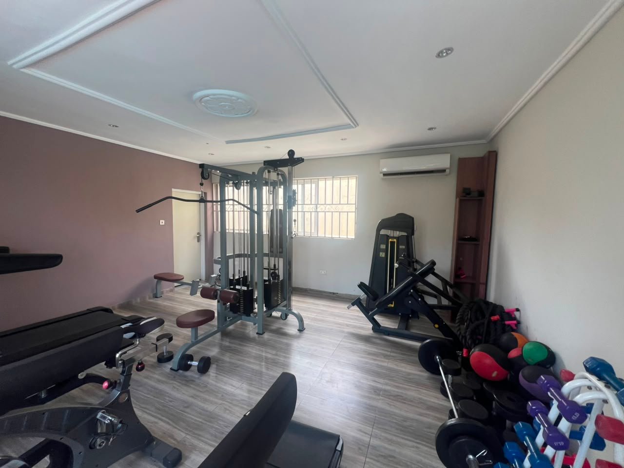 3bedroom apartment for rent at Tseaddo