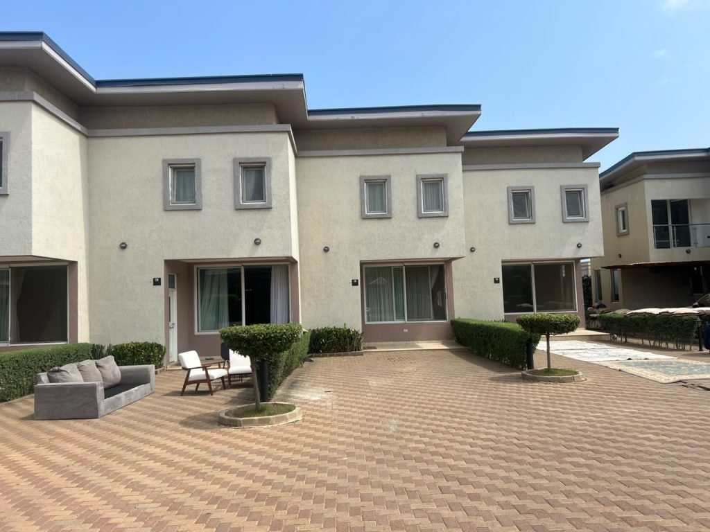 3bedroom apartment for rent at Tseaddo