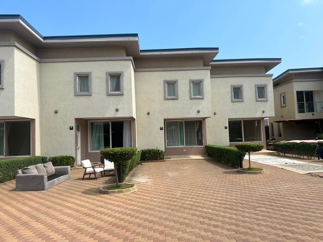 3bedroom apartment for rent at Tseaddo