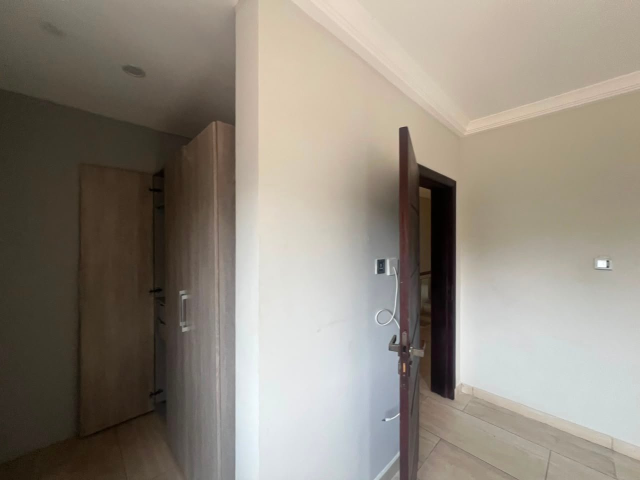 3bedroom apartment for rent at Tseaddo