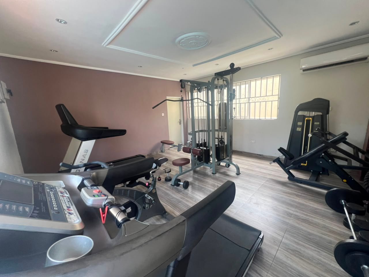 3bedroom apartment for rent at Tseaddo